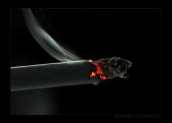 В Україні заборонено рекламу тютюнових виробів