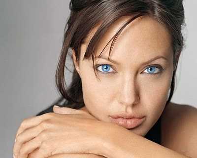 Анжеліна Джолі буде лялькою