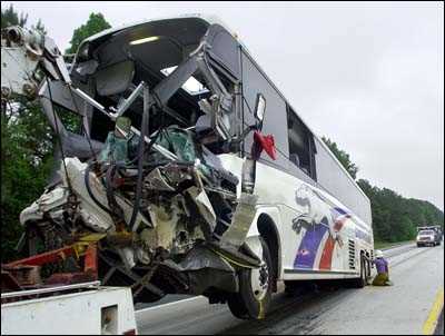 Розбився шкільний автобус