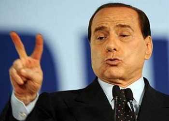 Випуск любовних балад від Берлусконі відкладається
