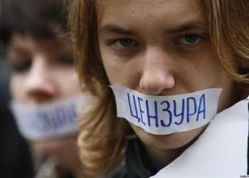 Янукович хоче побороти соціальні мережі та блоги руками СБУ