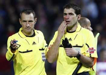 Арбітра поранили парасолькою