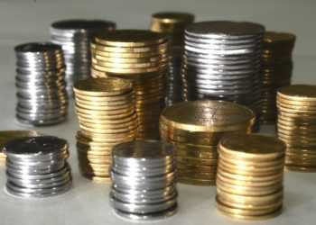 Значну частину доходів бюджету в 2012 р. складуть податкові надходження