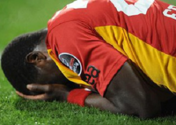 Бешикташ покарали за нелюдську поведінку фанів