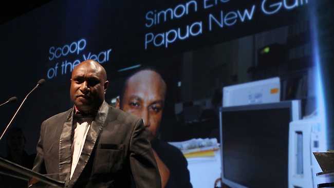 Журналіст погодився на обрізання заради інтерв'ю та отримав премію