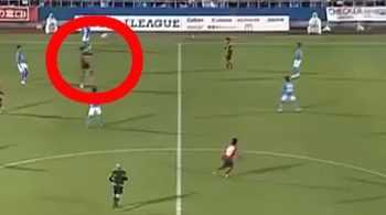 Історичний гол головою