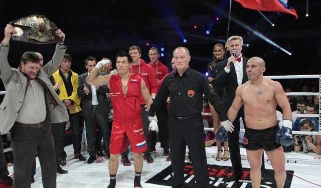 Відео бою за звання Чемпіона Світу з кікбоксингу за версією W5