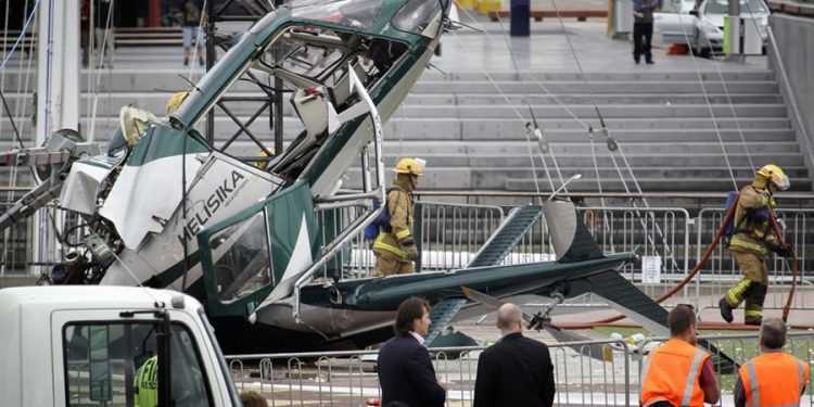 У Новій Зеландії вертоліт розбився після удару об різдвяну ялину