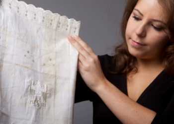 У Лондоні з аукціону продають простирадла Гітлера