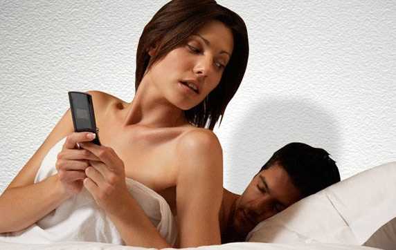 Жінки зраджують частіше, ніж чоловіки!