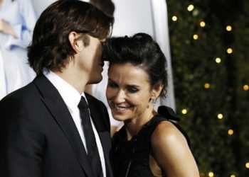 Демі Мур знову виганяє Ештона Катчера з дому