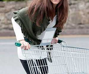 Герцогиня Кейт Міддлтон шопінгувала в одному з супермаркетів