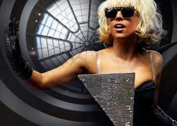 Геї хочуть вручити Леді Гага нагороду