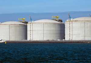 Будівництво терміналу ЗПГ в Україні почнеться з 1 січня 2012 року