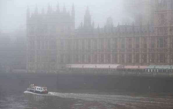 Густий туман накриває Європу