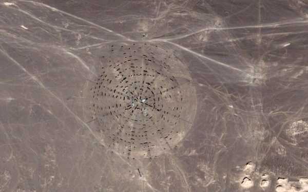 На мапах Google можна побачити загадкові сітки