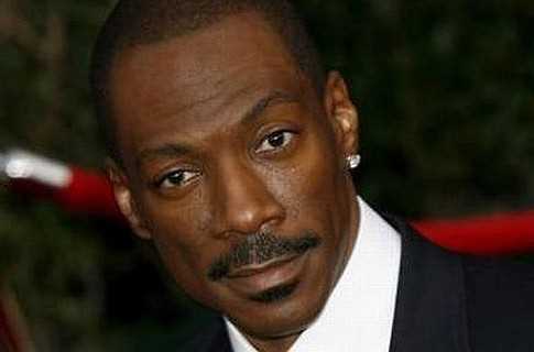 Едді Мерфі пише сценарій комедії про інопланетян