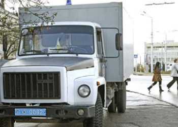 В Київській області в автозаку знайшли мертвого міліціонера