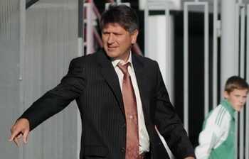 Коновалця відправлено у відставку