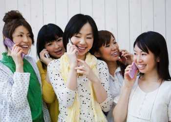 Смартфони Panasonic вийдуть за межі Японії