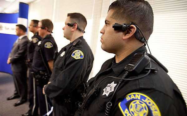 Поліція Каліфорнії опинилася в центрі скандалу