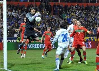 Видовищний та результативний матч і Португалія їде на Євро2012