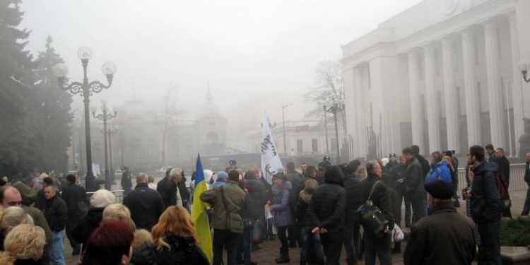 Мітинг проти скасування пільг «чорнобильцям»