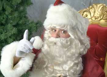 Дід Мороз чи Санта?
