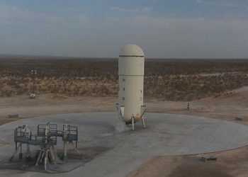 Космічний апарат New Shepard з вертикальним зльотом і посадкою