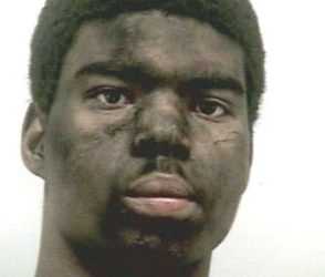 Підліток спробував пограбувати будинок, але застряг у димоході