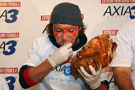 У Нью-Йорку відбувся конкурс зі швидкісного поїдання індичатини