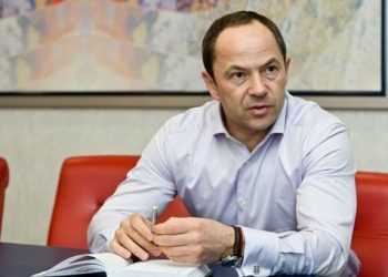 Тигипко не поспішає у Партію регіонів