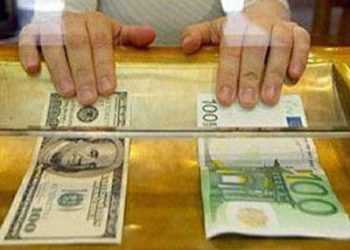 З 3 листопада в Україні заборонено споживче валютне кредитування