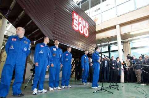 Півтора року у “Марсольоті” добровольці читали Достоєвського і слухали рок