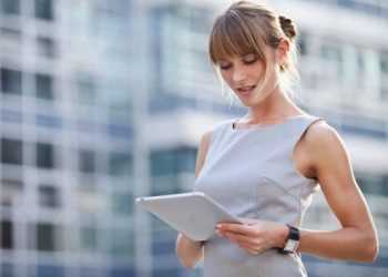 Розпочали виробництво дисплеїв для Apple планшетів третього покоління