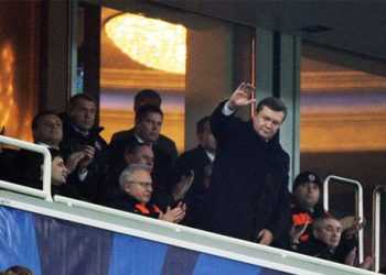 Януковича знову освистали