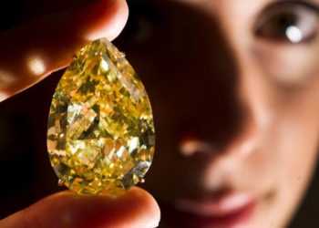 Діамант рідкісного жовтого кольору проданий на аукціоні Sotheby's