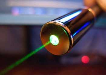 НАСА фінансує роботи з використання захватних променів