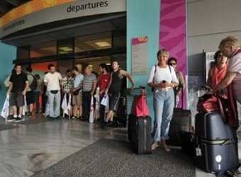 Співробітники служби безпеки аеропортів Франції знову страйкують