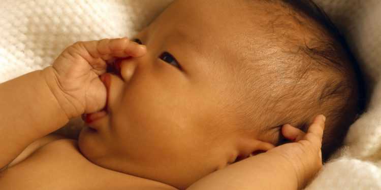 Японська дитина вижила після падіння з 10-го поверху