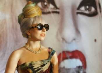 Назвали самых «благотворительных» знаменитостей