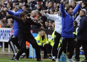 Челсі перемагає Валенсію, Байєр розходиться миром з Генком