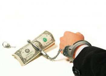 Пара шахраїв заробляла на чорнобильцях