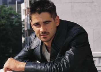 Колин Фаррелл с подарками посетил детскую больницу