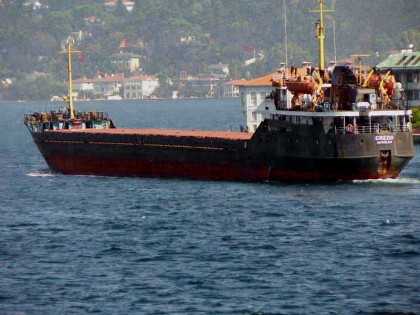 В Херсоні горіло судно «Credo»