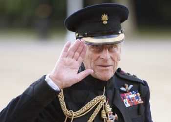 Британський монарх пережив складну операцію