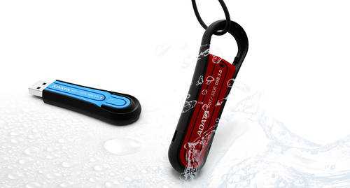USB-флешка ADATA S107 не боїться води та ударів