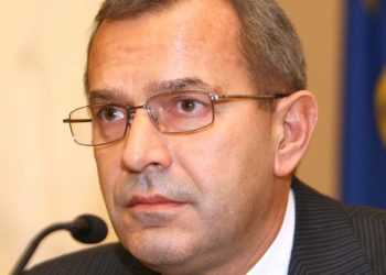 До Нового Року можуть полетіти голови кількох міністрів