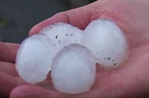 На Австралию обрушился град величиной с лимон