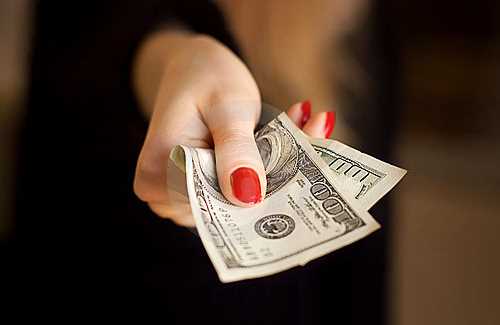 Директорка школи за хабар отримає від 8 до 12 років тюрми